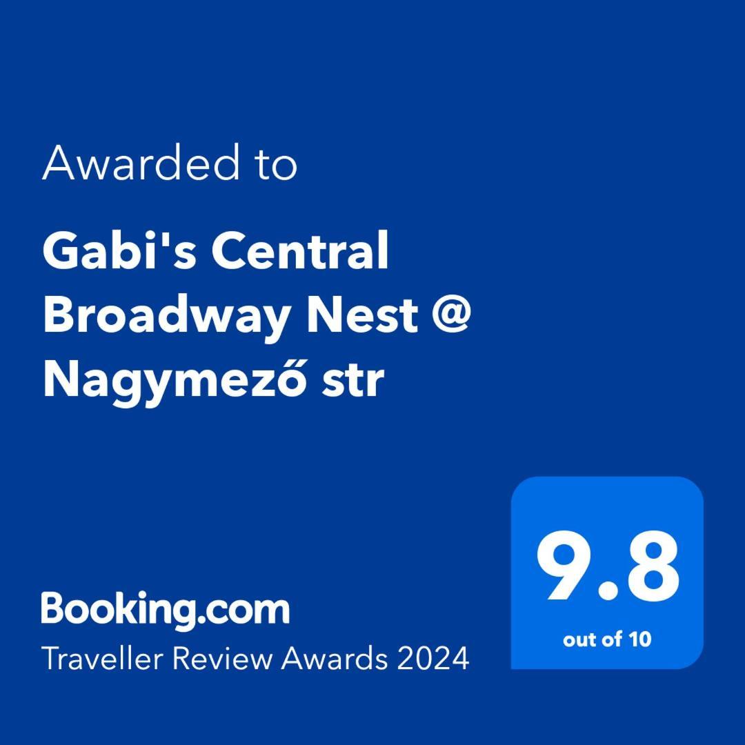 Gabi'S Central Broadway Nest @ Nagymezo Str Boedapest Buitenkant foto